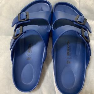 Men’s Birkenstock Arizona Essentials Size 44. NEW